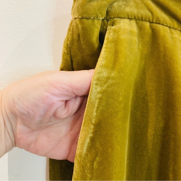 RW & CO Sz 10 Velour Pleated Front Pockets Straight Leg High Rise Trousers NEW - Picture 6 of 13